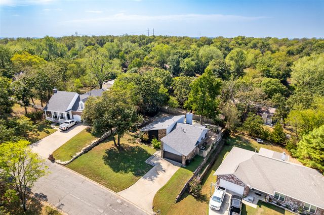 1382 Forest Lane, Catoosa, OK 74015