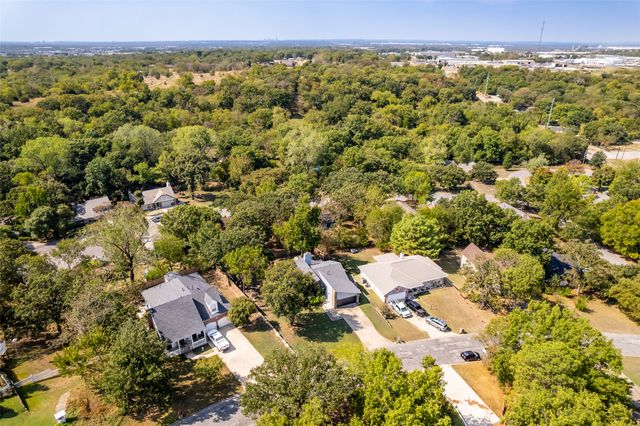 1382 Forest Lane, Catoosa, OK 74015