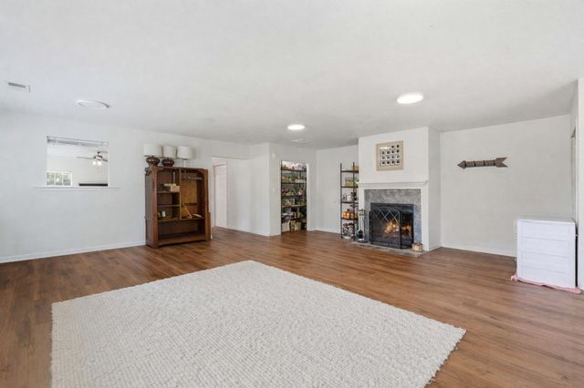 1350 County Road 256, Liberty Hill, TX 78642