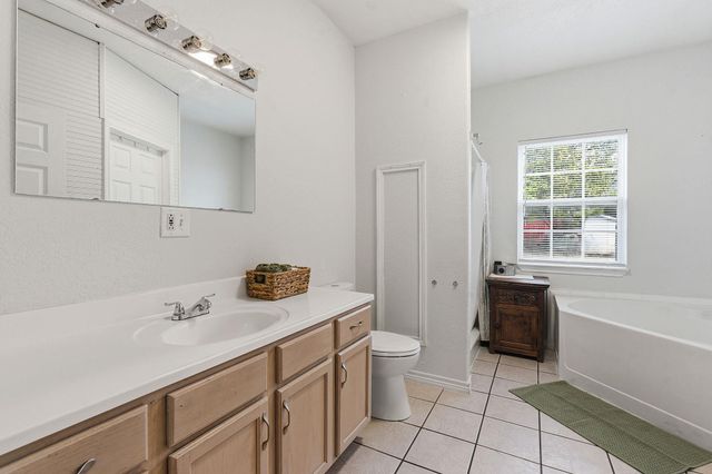 1350 County Road 256, Liberty Hill, TX 78642