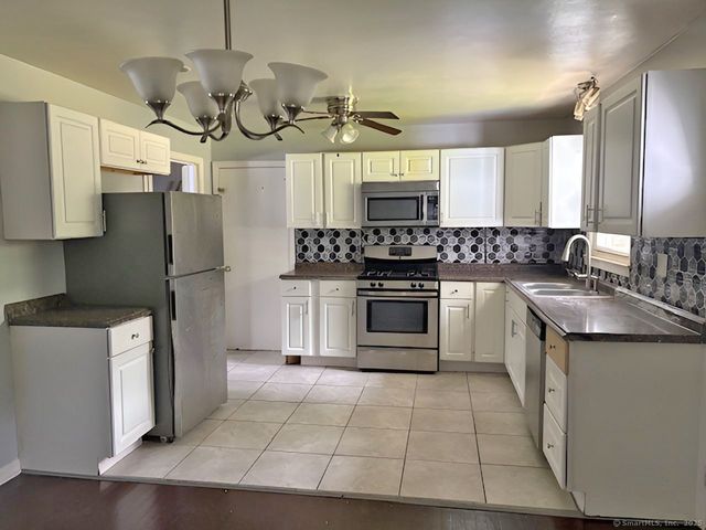 26 Elliot Drive, Hamden, CT 06514