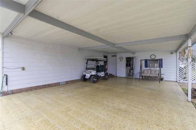 6450 NE 1ST LANE, Ocala, FL 34470