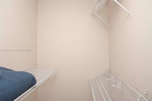 458 SE Doat St, Port St. Lucie, FL 34983