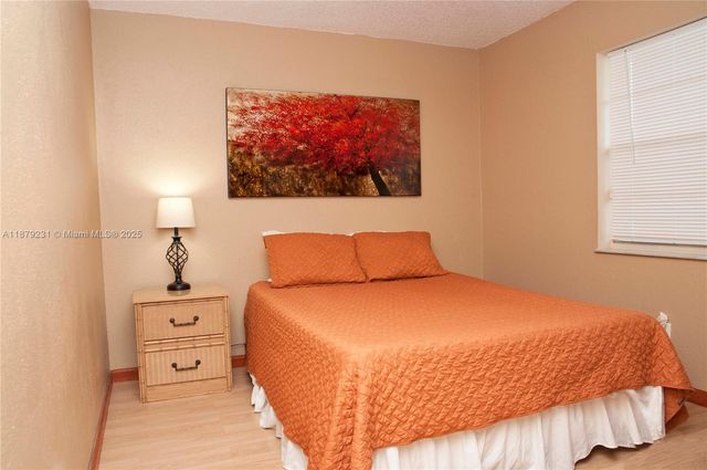 458 SE Doat St, Port St. Lucie, FL 34983