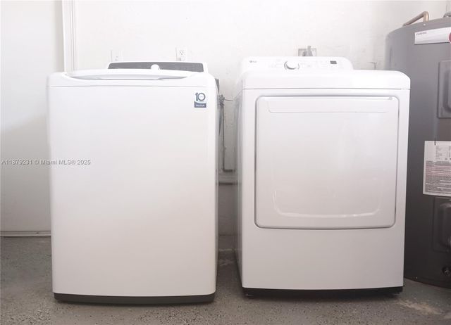 458 SE Doat St, Port St. Lucie, FL 34983