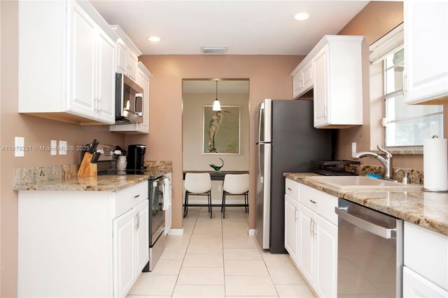 458 SE Doat St, Port St. Lucie, FL 34983