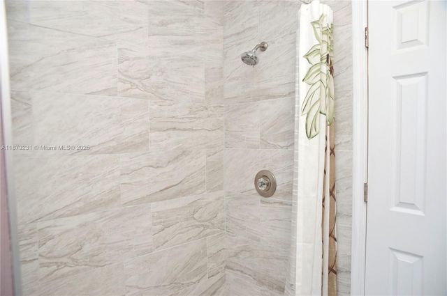 458 SE Doat St, Port St. Lucie, FL 34983