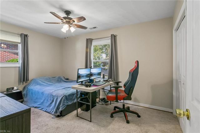 134 Saint Stephens DR, Newport News, VA 23602