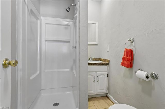 134 Saint Stephens DR, Newport News, VA 23602