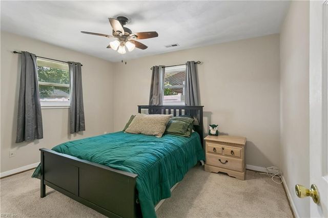 134 Saint Stephens DR, Newport News, VA 23602