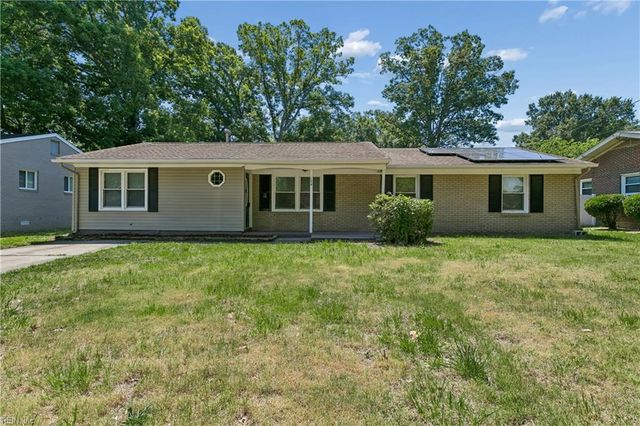134 Saint Stephens DR, Newport News, VA 23602