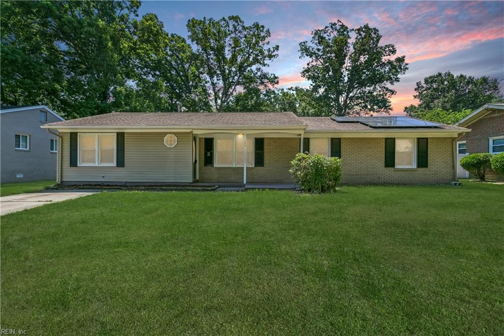 134 Saint Stephens DR, Newport News, VA 23602