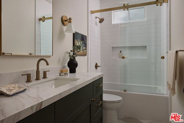 1108 E Palm Street, Altadena, CA 91001