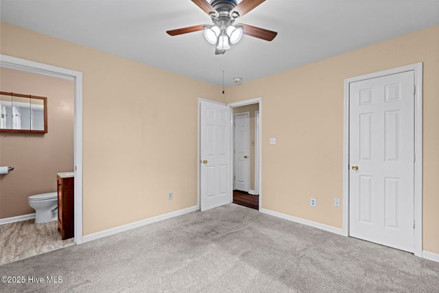 1041 Birchwood Lane, Jacksonville, NC 28546