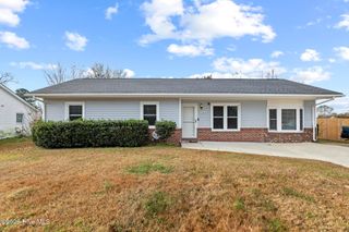 1041 Birchwood Lane, Jacksonville, NC 28546