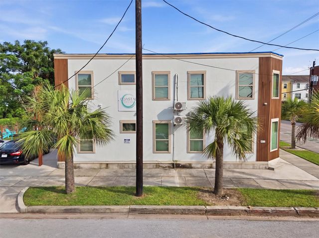 2825 Ball Street, Galveston, TX 77550