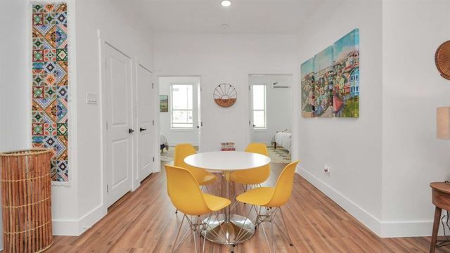 2825 Ball Street, Galveston, TX 77550