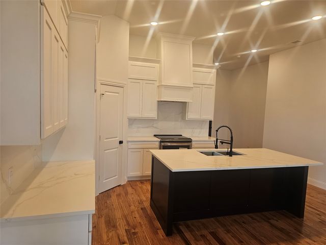 3410 Dobbins Road, Corsicana, TX 75110