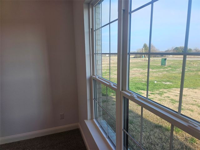 3410 Dobbins Road, Corsicana, TX 75110