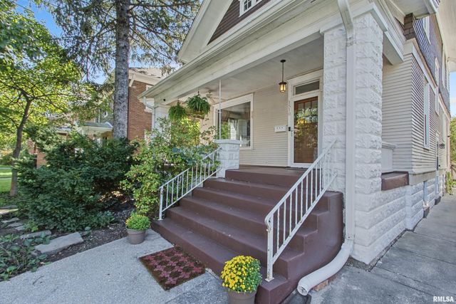 1510 W PARKSIDE Drive, Peoria, IL 61606