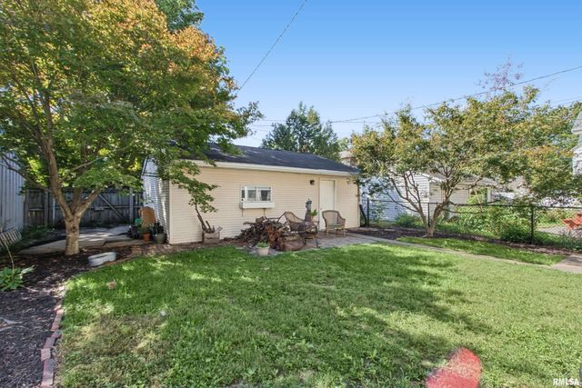 1510 W PARKSIDE Drive, Peoria, IL 61606