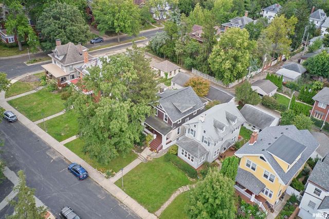 1510 W PARKSIDE Drive, Peoria, IL 61606
