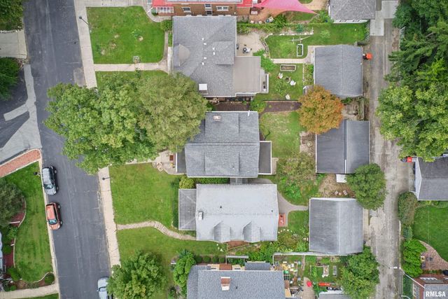 1510 W PARKSIDE Drive, Peoria, IL 61606