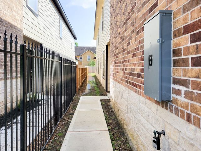 4514 Maggie Street A, Houston, TX 77051