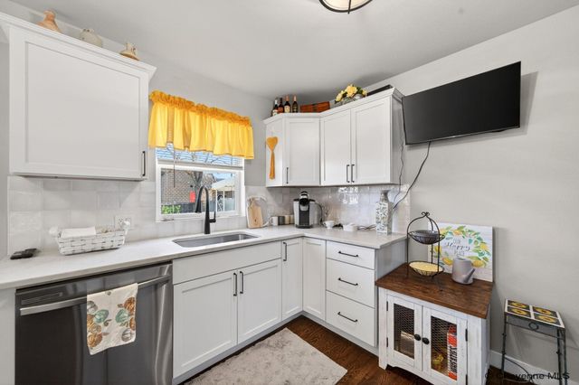 3319 BIRCH PL, Cheyenne, WY 82001