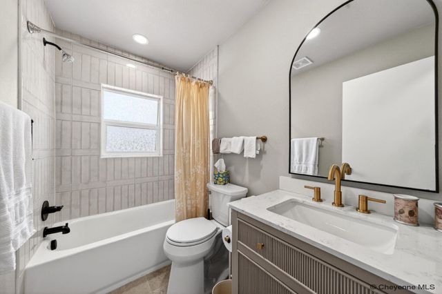 3319 BIRCH PL, Cheyenne, WY 82001