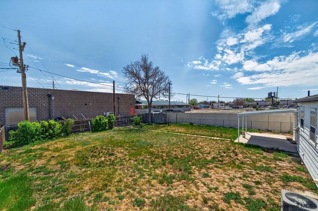 3319 BIRCH PL, Cheyenne, WY 82001
