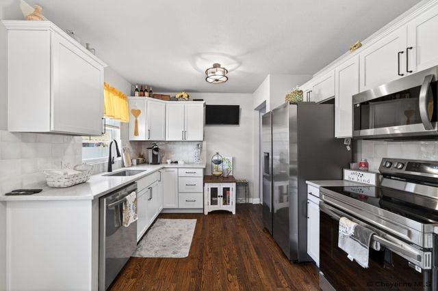 3319 BIRCH PL, Cheyenne, WY 82001