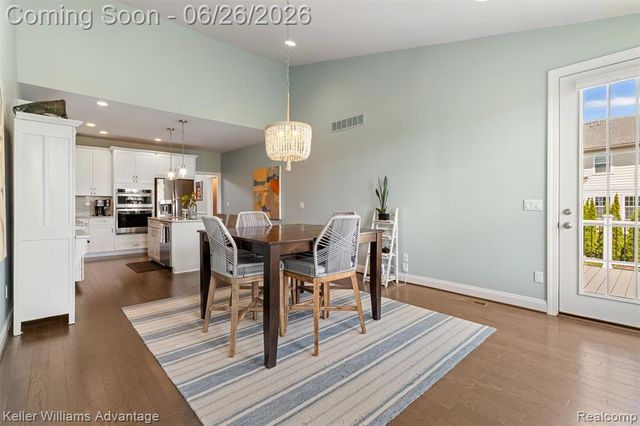 23822 Seminole Trail, Novi, MI 48375