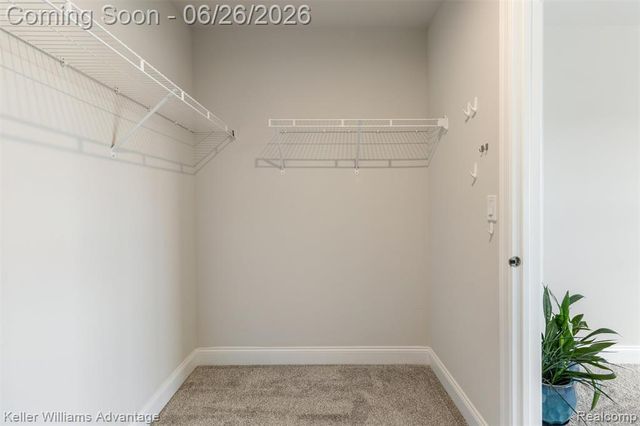 23822 Seminole Trail, Novi, MI 48375