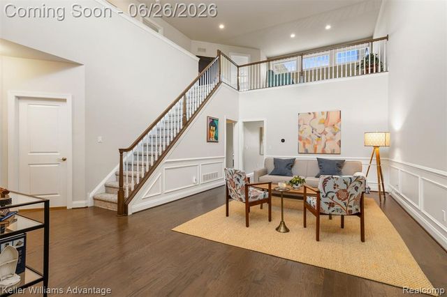 23822 Seminole Trail, Novi, MI 48375
