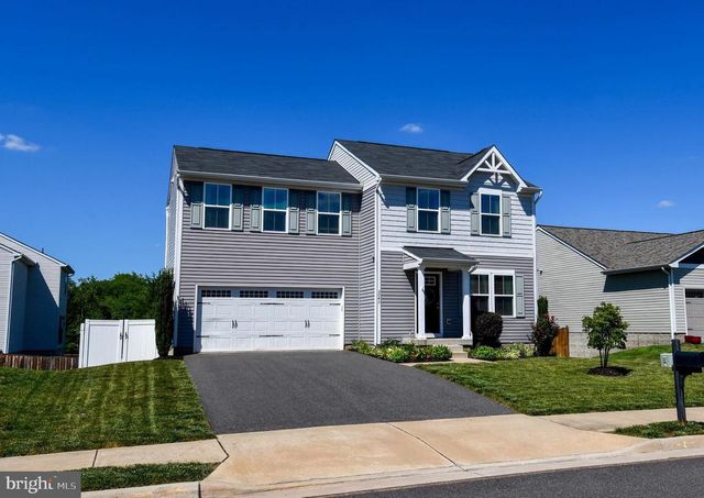 5042 GODWINS LANDING DR, Remington, VA 22734