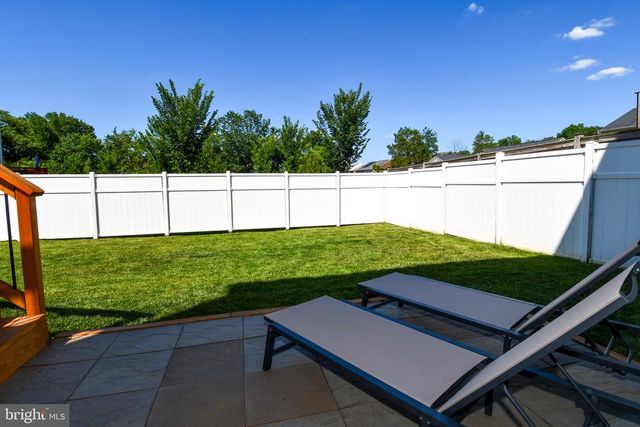 5042 GODWINS LANDING DR, Remington, VA 22734