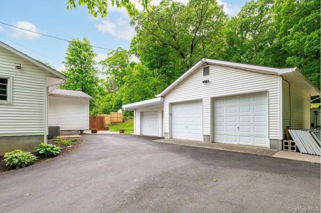 337 Freetown Highway, Wallkill, NY 12589