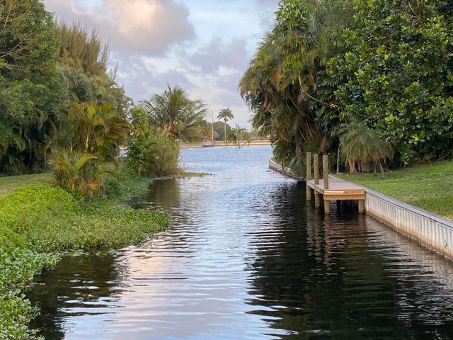 7500 W Lake Drive, Lake Clarke Shores, FL 33406