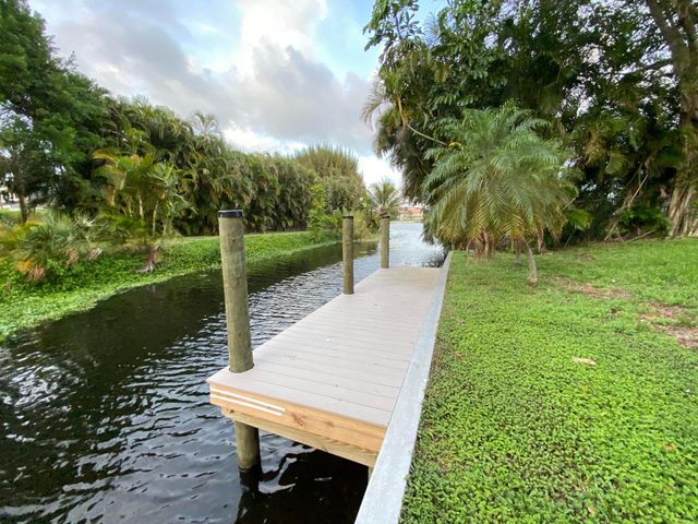 7500 W Lake Drive, Lake Clarke Shores, FL 33406