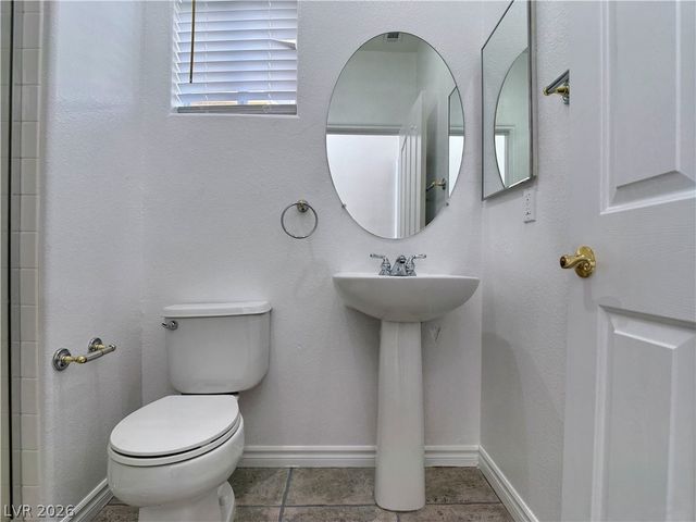 9113 Kinross Avenue, Las Vegas, NV 89145