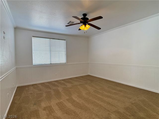 9113 Kinross Avenue, Las Vegas, NV 89145