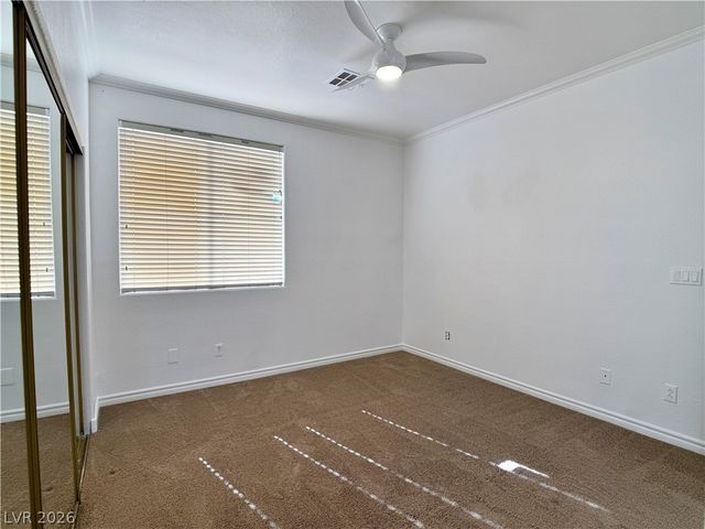 9113 Kinross Avenue, Las Vegas, NV 89145