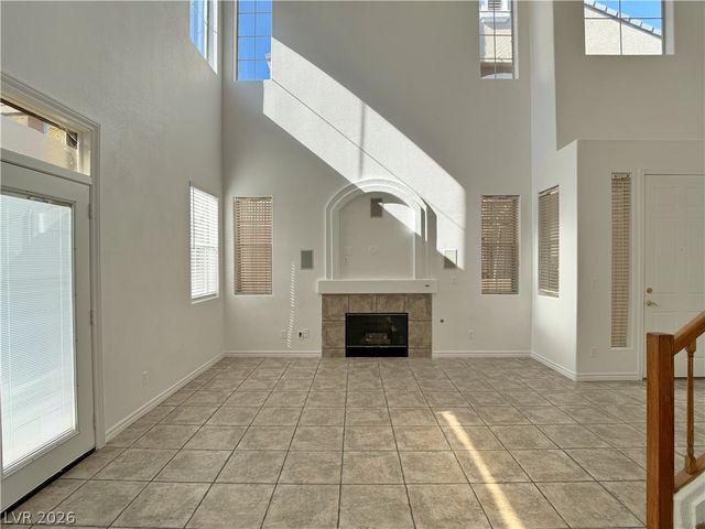 9113 Kinross Avenue, Las Vegas, NV 89145