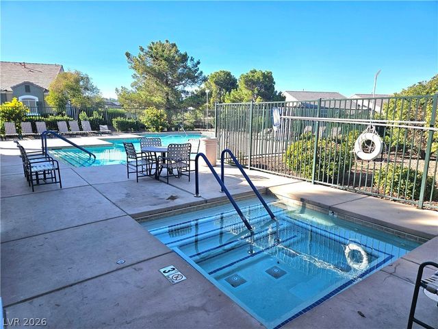 9113 Kinross Avenue, Las Vegas, NV 89145