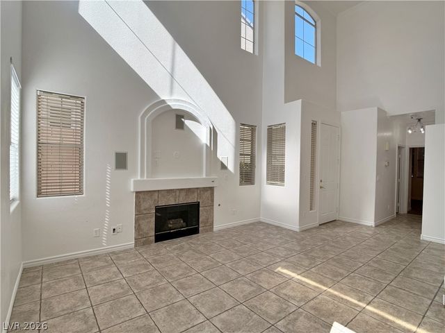 9113 Kinross Avenue, Las Vegas, NV 89145