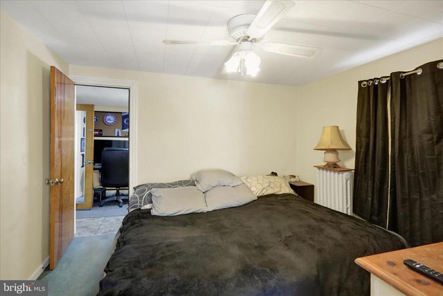 715 FURNACE RD, Wernersville, PA 19565