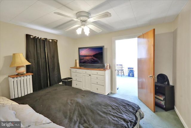 715 FURNACE RD, Wernersville, PA 19565