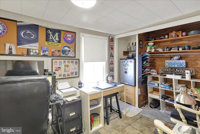 715 FURNACE RD, Wernersville, PA 19565