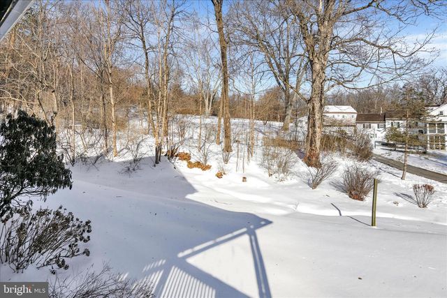 715 FURNACE RD, Wernersville, PA 19565